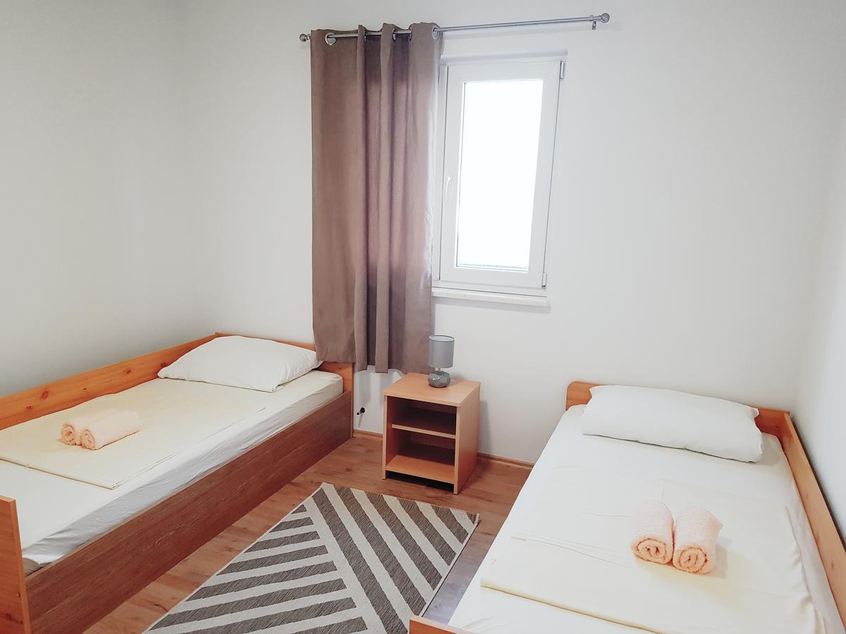 Apartments Kalajica Трогир Экстерьер фото